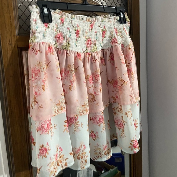 Floral crop top & skirt set - Picture 3 of 3